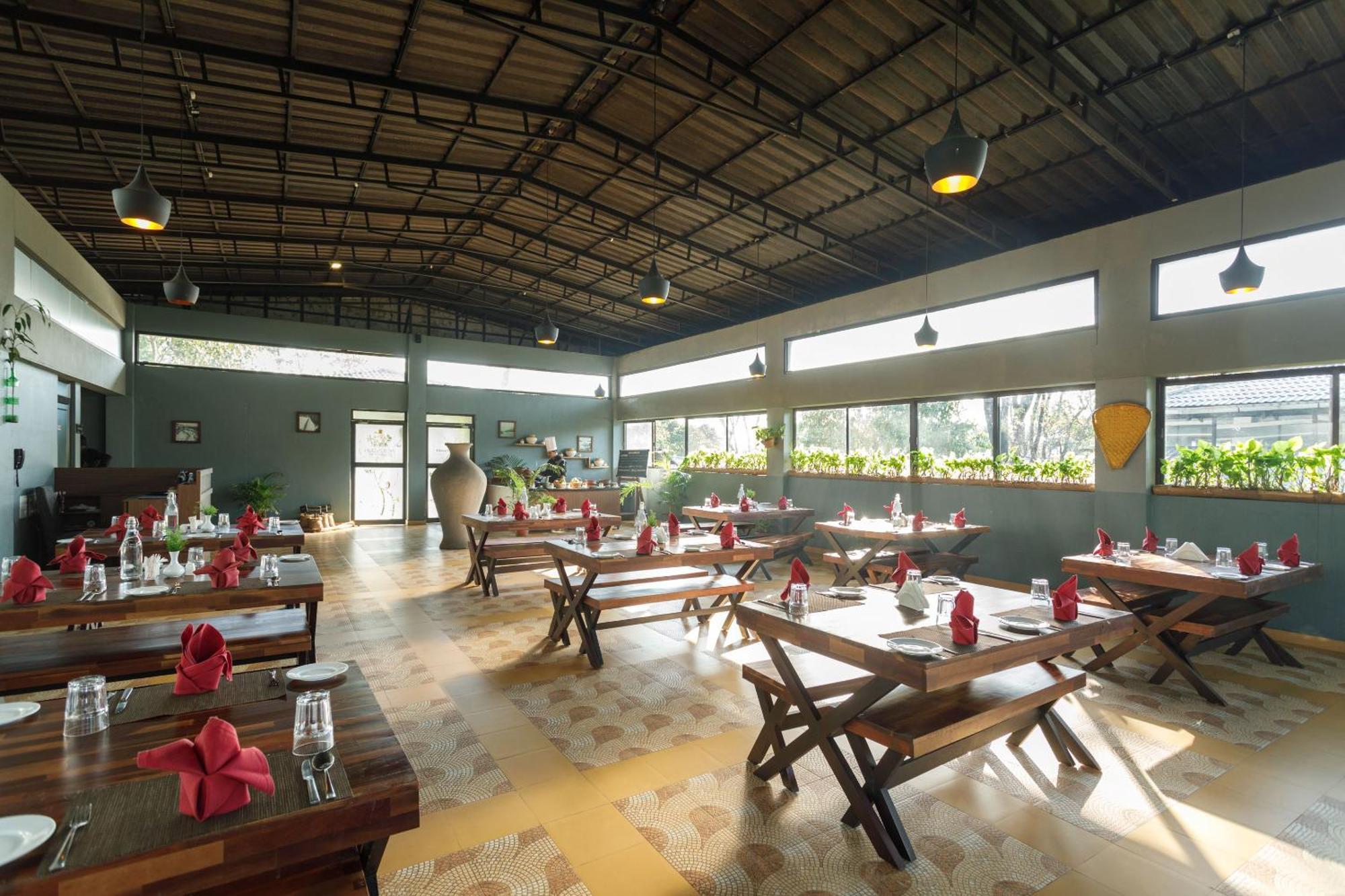 מלון The Mountain Courtyard טקאדי מראה חיצוני תמונה