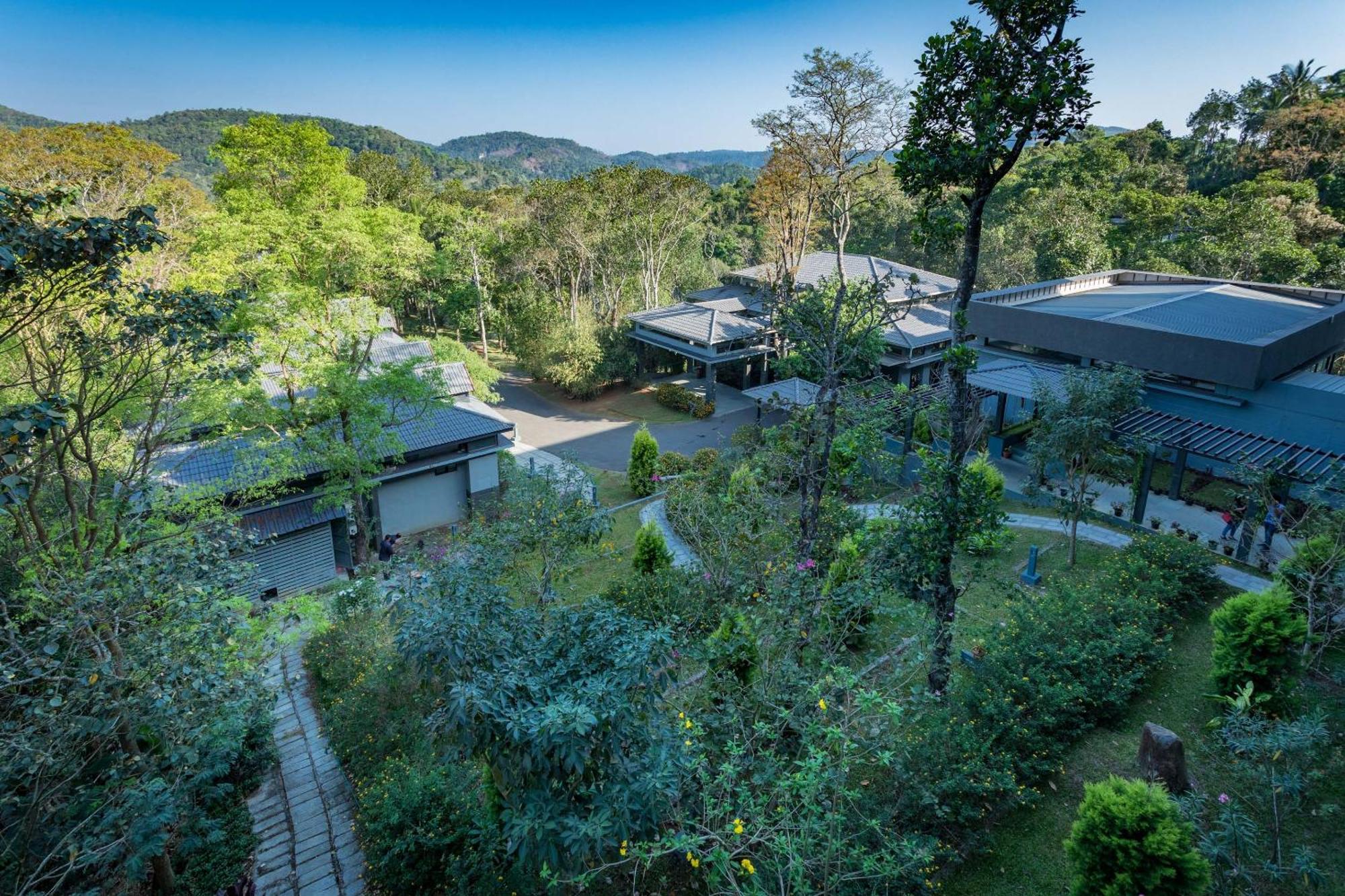 מלון The Mountain Courtyard טקאדי מראה חיצוני תמונה